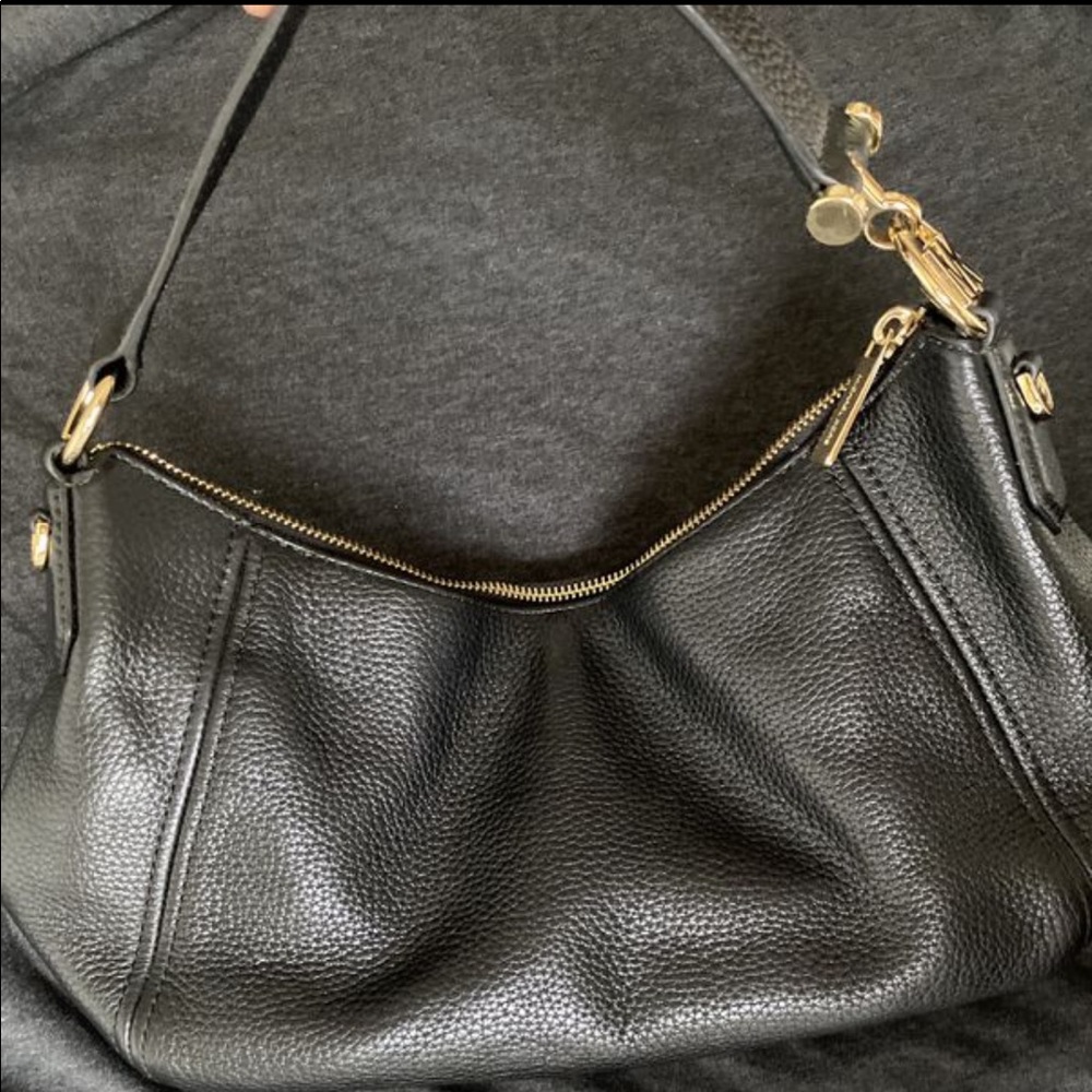 MK Handbag - Picture 2 of 5